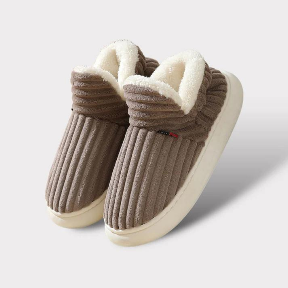 MANI | Comfortable and warm slippers