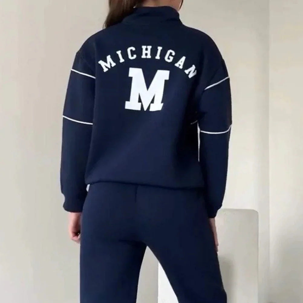 Casual line tracksuit