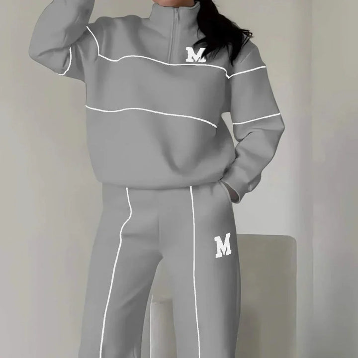 Casual line tracksuit